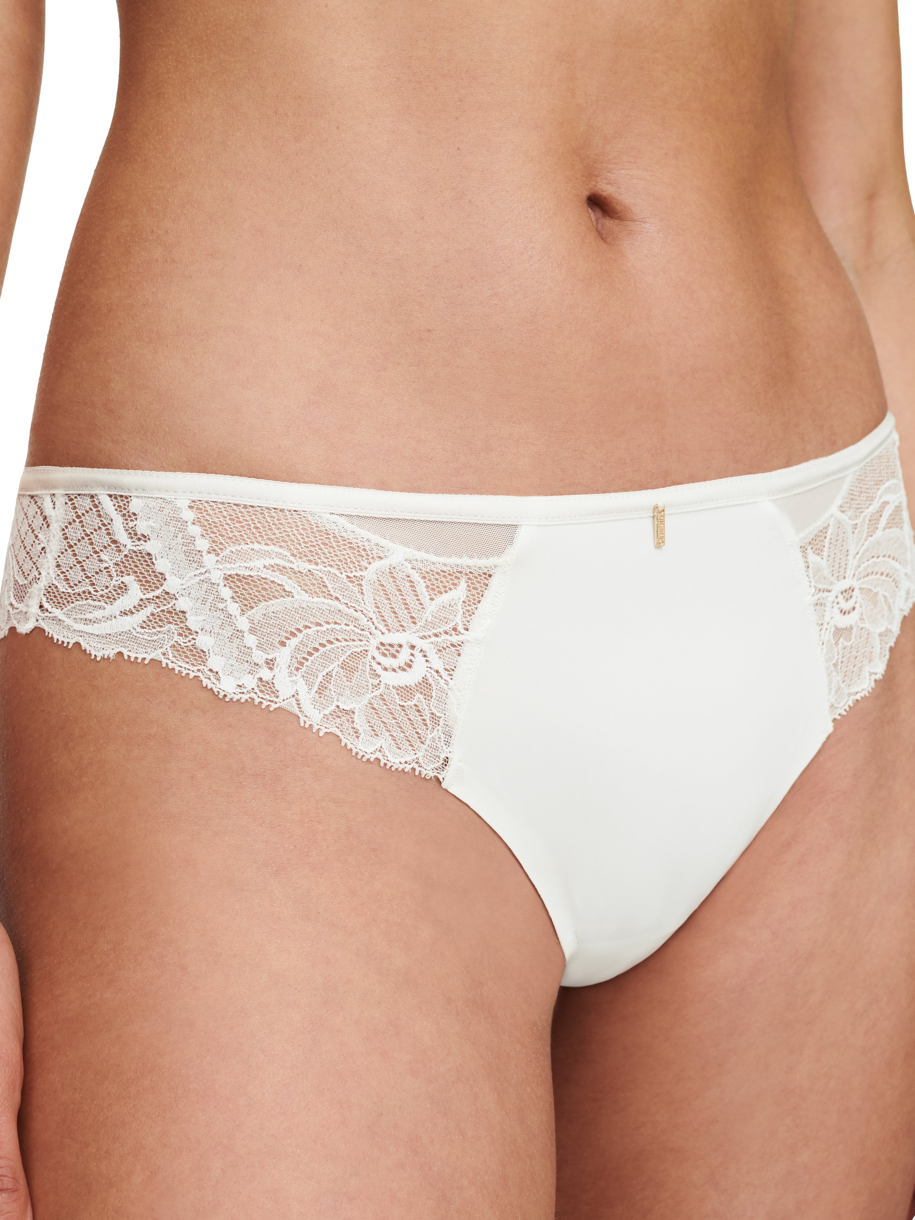 String Chantelle - Orangerie Dream - Ivoor - 0LW